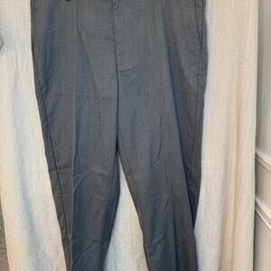 Lands' End NWOT men’s gray pants size 40 with 29” inseam